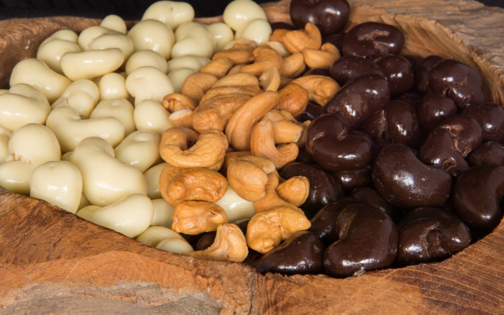 biologische cashews cashew chocolade coating drageren