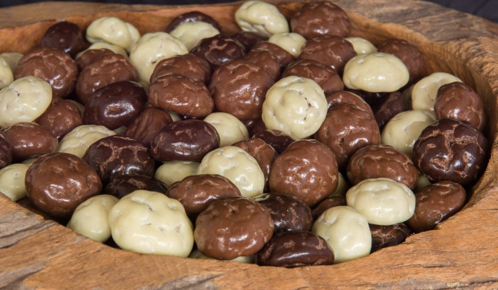 Biologische kruidnoten kruidnoot chocolade coating drageren
