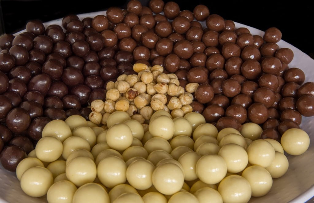 hazelnoot chocolade coating drageren